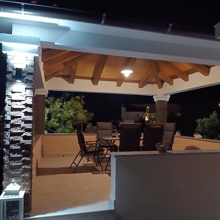 Apartments Luka راب المظهر الخارجي الصورة