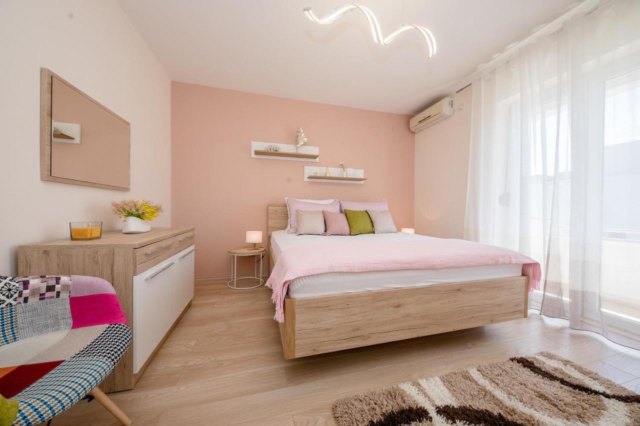 Apartments Luka راب المظهر الخارجي الصورة