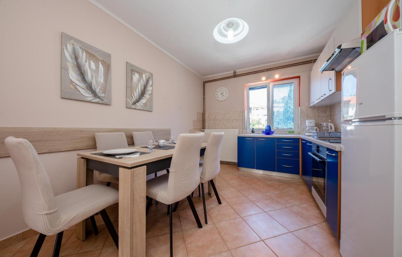 Apartments Luka راب المظهر الخارجي الصورة
