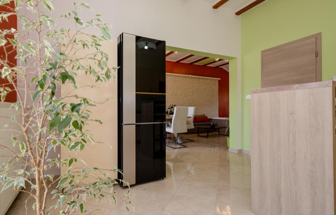 Apartments Luka راب المظهر الخارجي الصورة