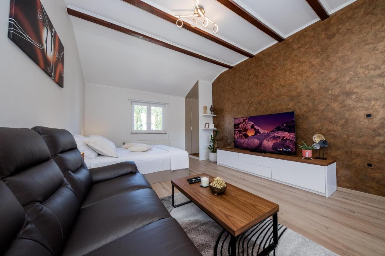 Apartments Luka راب المظهر الخارجي الصورة