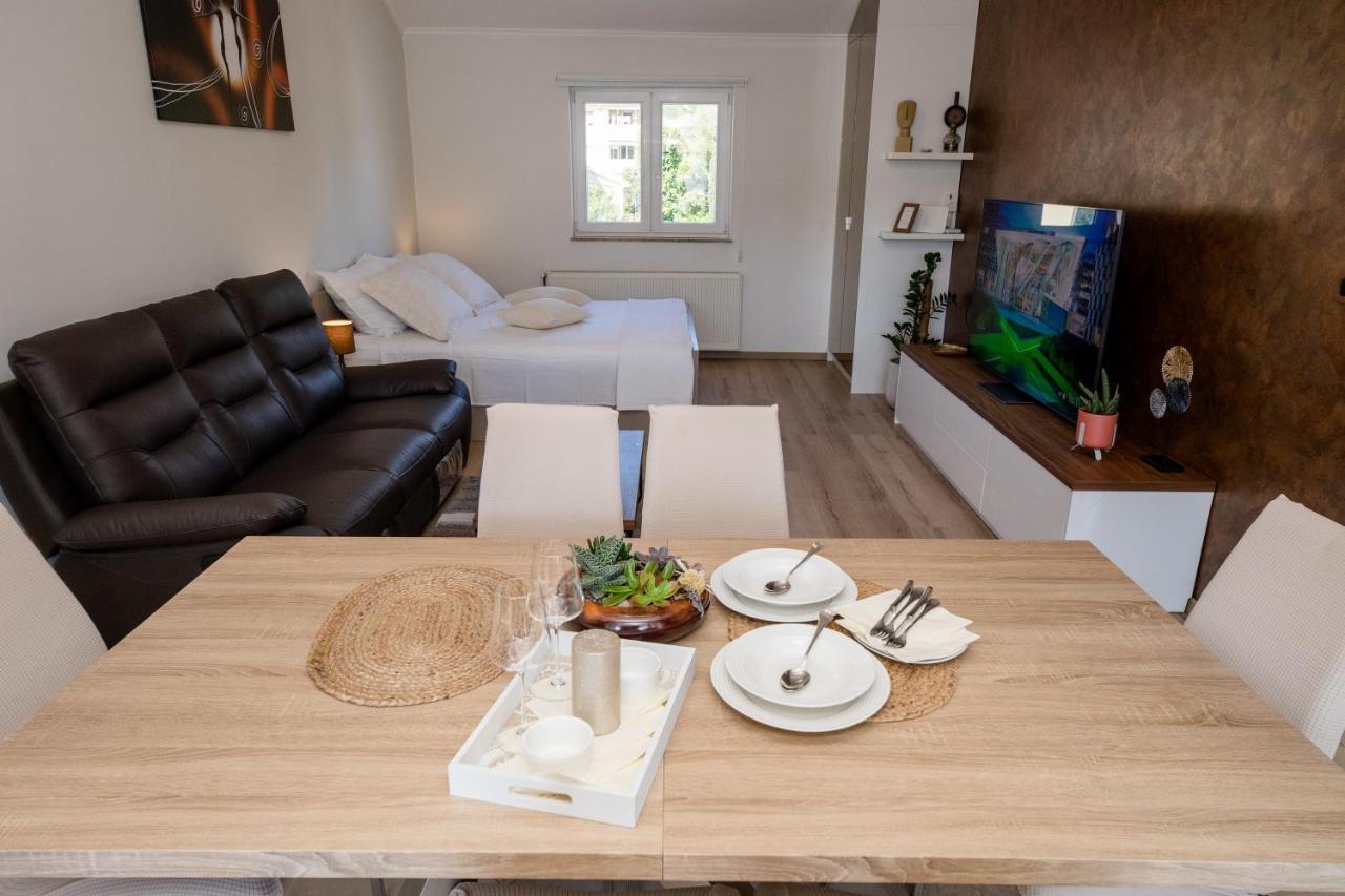 Apartments Luka راب المظهر الخارجي الصورة